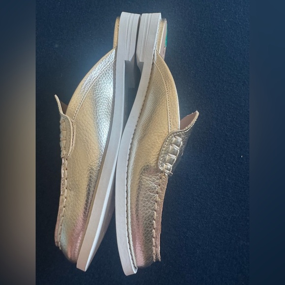 Womens Gold Loafer/boat shoe slides! GET IN ON THE TREND🔥 cute comfy 😎 so cool! - Picture 7 of 9